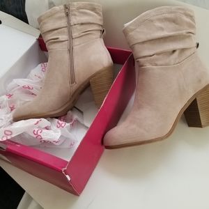 Womens booties